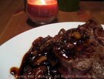 steak with onions