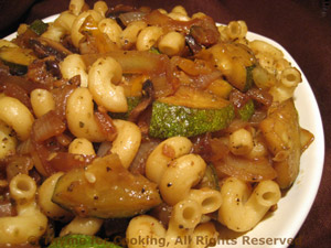 Pasta with Mushrooms and Zucchini
