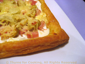 Mini White Pizza with Ham and Olives