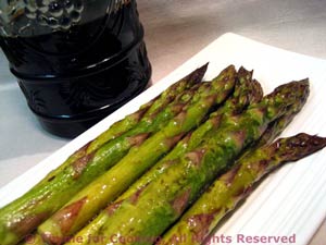 Roasted Asparagus with Balsamic and Soy Sauce 