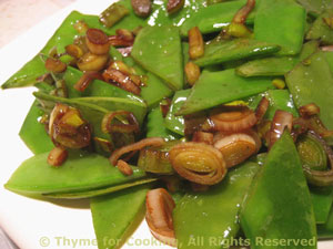 Sautéed Snow Peas with Green Garlic